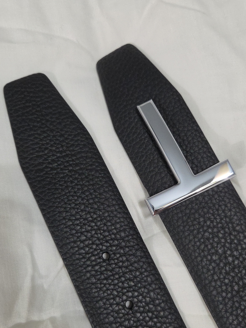 Tom Ford Black Leather Belt with Silver T Buckle 100cm